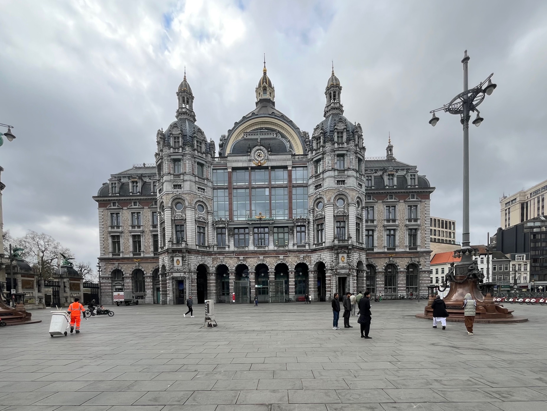 Centraal